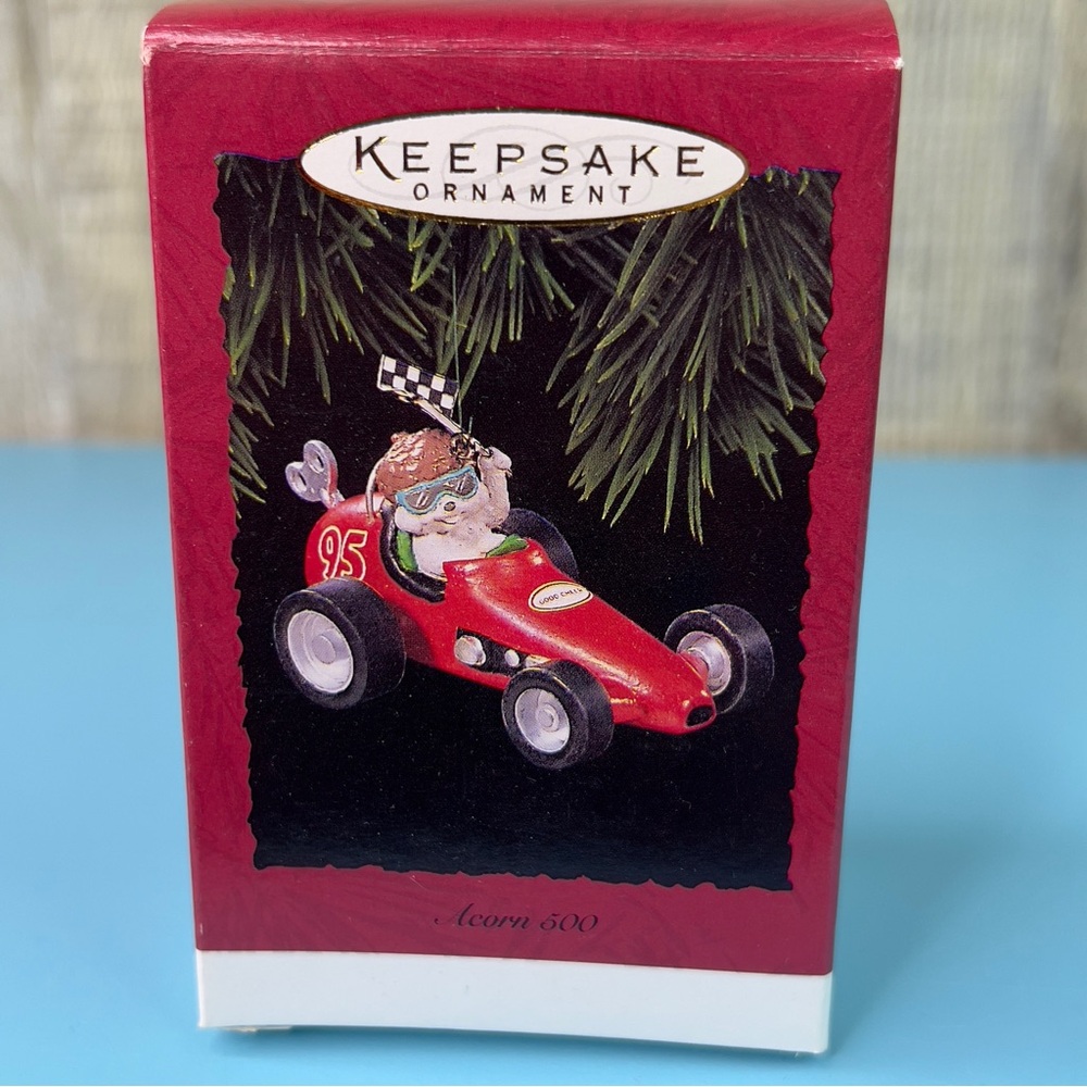 Hallmark Keepsake Ornament Acorn 500 Handcrafted & Dated 1995